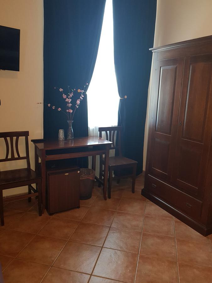 Hotel La Pendola Ozzero Екстериор снимка