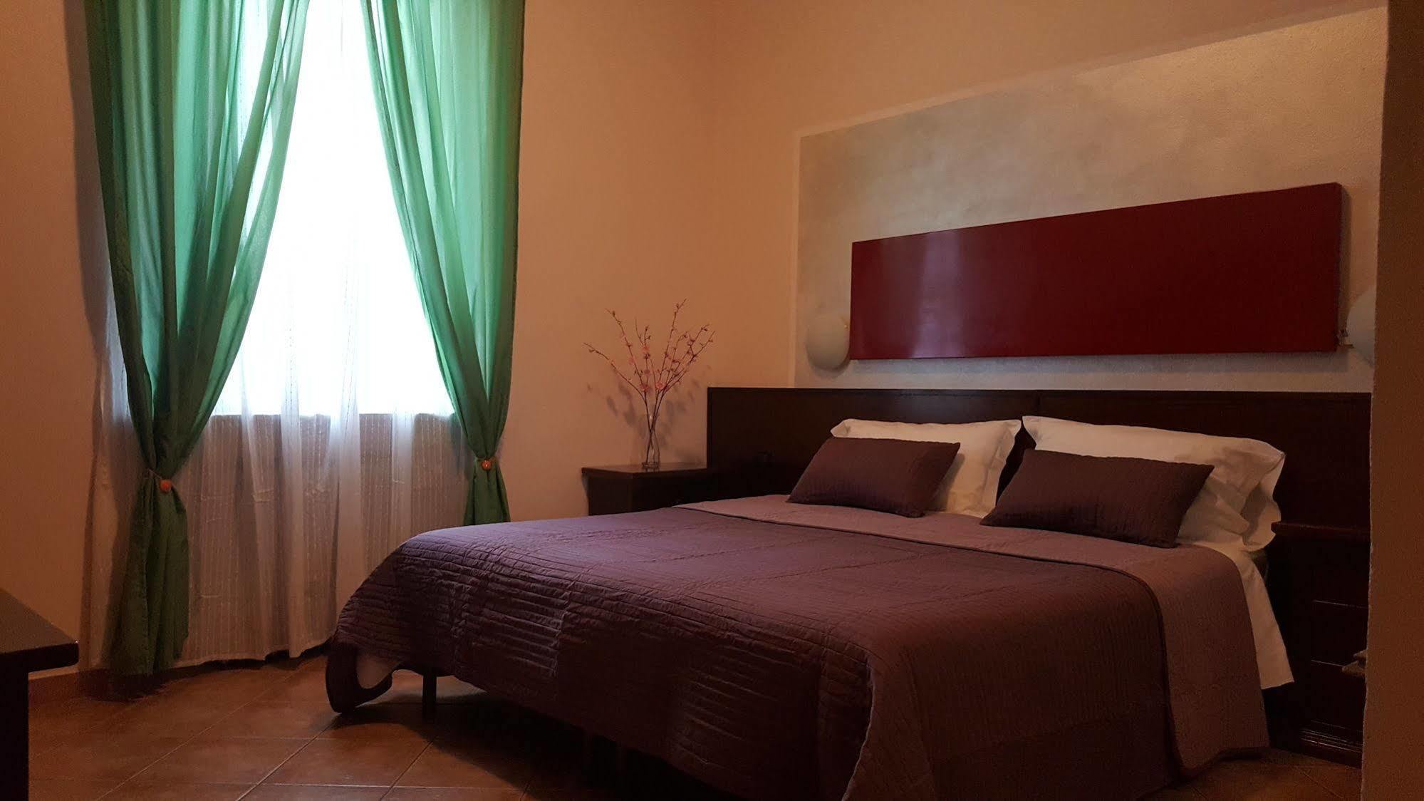Hotel La Pendola Ozzero Екстериор снимка