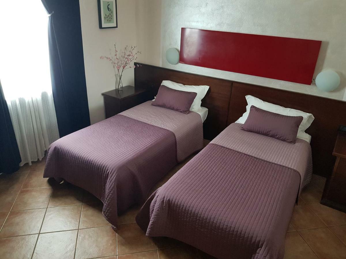 Hotel La Pendola Ozzero Екстериор снимка